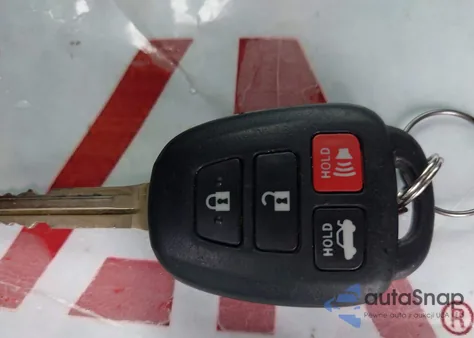 2018 Toyota Corolla Se from USA, damaged, VIN 5YFBURHE1JP816918